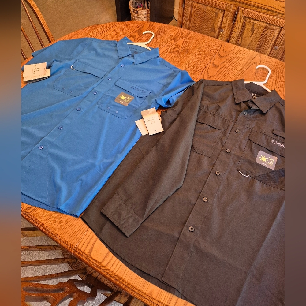 NWT Realtree Men's Casual Button Down Fishing Shirts - Blue and Black Size Small